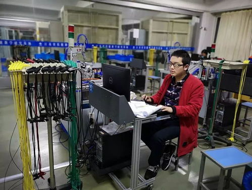 快來投票 選出你心中最亮的 校園之星 青年之星 禮儀之星 學習之星 技能之星